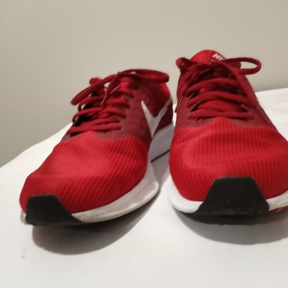 NIKE DOWNSHOIFTER 4 RED RUNNING SHOES MENS SIZE 13 - Picture 2 of 8